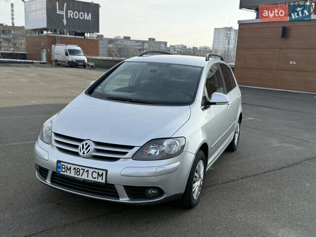 Серый Фольксваген Гольф Плюс, объемом двигателя 1.39 л и пробегом 252 тыс. км за 5900 $, фото 11 на Automoto.ua
