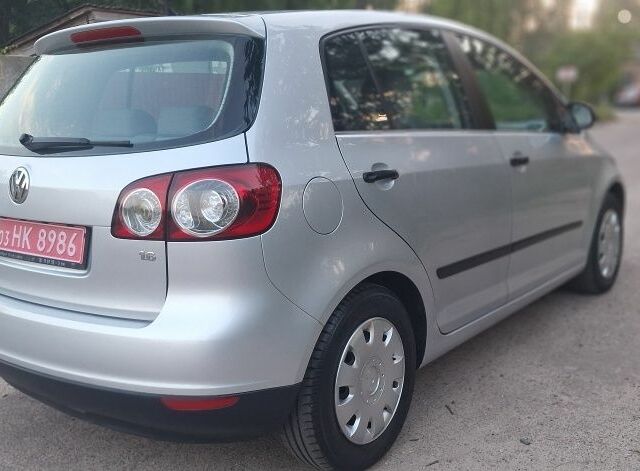 Сірий Фольксваген Golf Plus, об'ємом двигуна 1.6 л та пробігом 235 тис. км за 5749 $, фото 5 на Automoto.ua