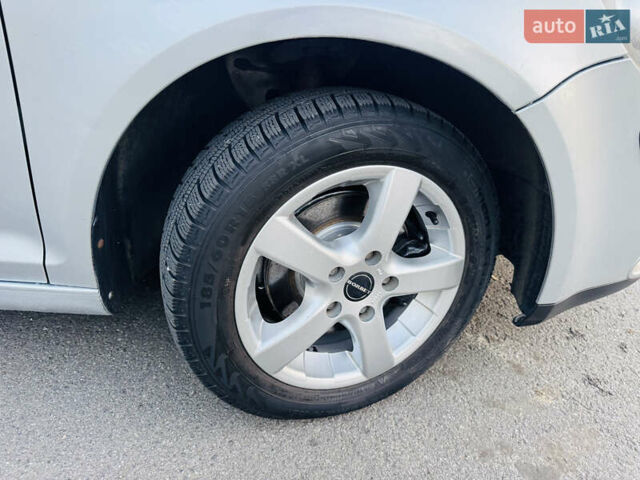 Серый Фольксваген Гольф Плюс, объемом двигателя 1.6 л и пробегом 180 тыс. км за 5699 $, фото 18 на Automoto.ua