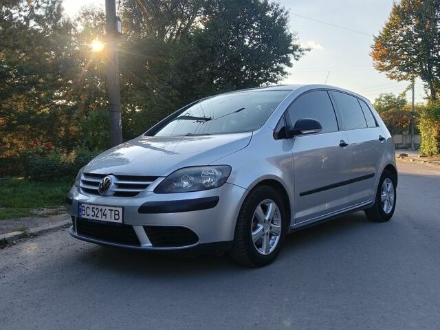 Сірий Фольксваген Golf Plus, об'ємом двигуна 1.4 л та пробігом 192 тис. км за 5100 $, фото 20 на Automoto.ua
