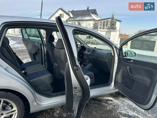 Сірий Фольксваген Golf Plus, об'ємом двигуна 1.4 л та пробігом 126 тис. км за 6800 $, фото 55 на Automoto.ua