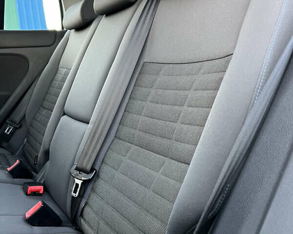 Сірий Фольксваген Golf Plus, об'ємом двигуна 1.6 л та пробігом 230 тис. км за 6650 $, фото 27 на Automoto.ua