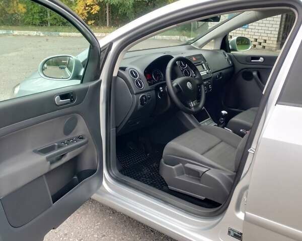 Сірий Фольксваген Golf Plus, об'ємом двигуна 1.6 л та пробігом 183 тис. км за 6600 $, фото 9 на Automoto.ua