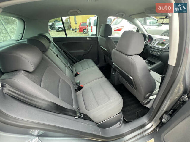 Серый Фольксваген Гольф Плюс, объемом двигателя 1.6 л и пробегом 220 тыс. км за 6599 $, фото 27 на Automoto.ua