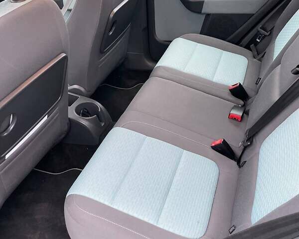 Серый Фольксваген Гольф Плюс, объемом двигателя 1.4 л и пробегом 160 тыс. км за 7700 $, фото 10 на Automoto.ua