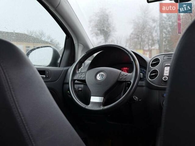 Сірий Фольксваген Golf Plus, об'ємом двигуна 1.39 л та пробігом 266 тис. км за 7150 $, фото 21 на Automoto.ua