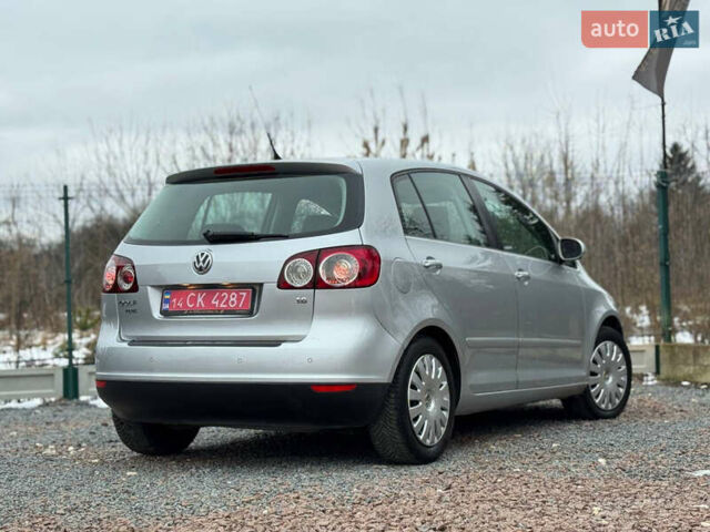 Серый Фольксваген Гольф Плюс, объемом двигателя 1.6 л и пробегом 220 тыс. км за 6190 $, фото 37 на Automoto.ua