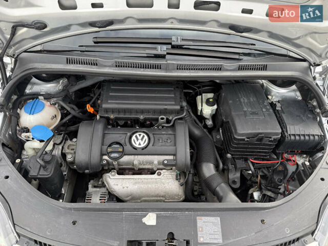 Серый Фольксваген Гольф Плюс, объемом двигателя 1.39 л и пробегом 252 тыс. км за 5900 $, фото 24 на Automoto.ua