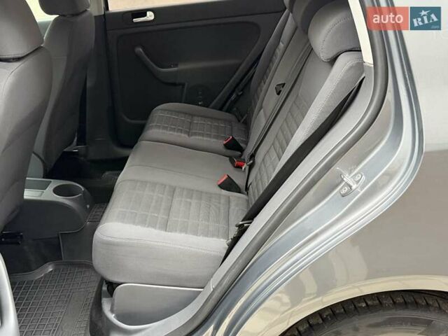 Сірий Фольксваген Golf Plus, об'ємом двигуна 1.9 л та пробігом 241 тис. км за 6600 $, фото 28 на Automoto.ua