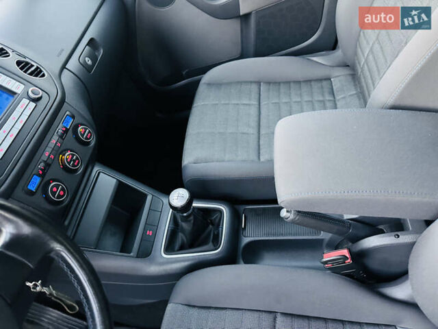 Серый Фольксваген Гольф Плюс, объемом двигателя 1.6 л и пробегом 180 тыс. км за 5699 $, фото 33 на Automoto.ua