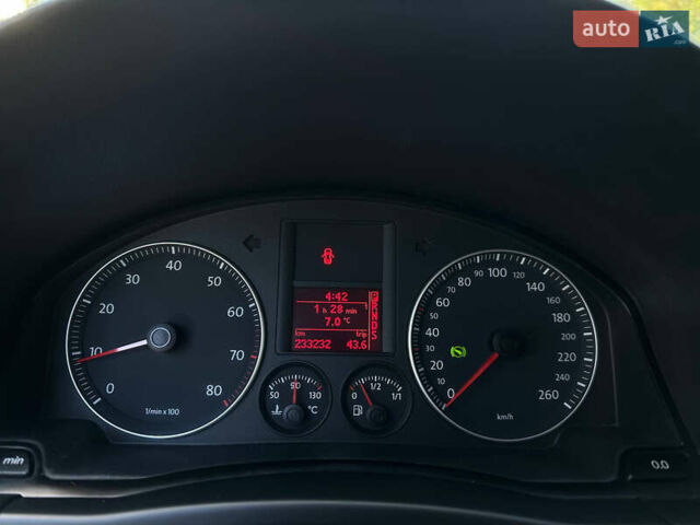 Фольксваген Гольф Плюс 2007 в Днепре (Днепропетровске) на Automoto.ua Серый Фольксваген Гольф Плюс, объемом двигателя 1.6 л и пробегом 233 тыс. км за 7299 $, фото 32 на Automoto.ua