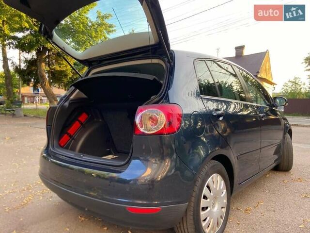 Серый Фольксваген Гольф Плюс, объемом двигателя 1.6 л и пробегом 197 тыс. км за 6300 $, фото 33 на Automoto.ua
