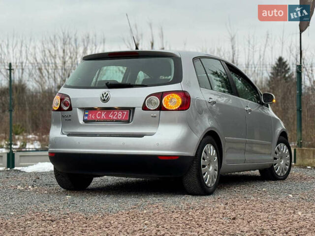 Серый Фольксваген Гольф Плюс, объемом двигателя 1.6 л и пробегом 220 тыс. км за 6190 $, фото 36 на Automoto.ua