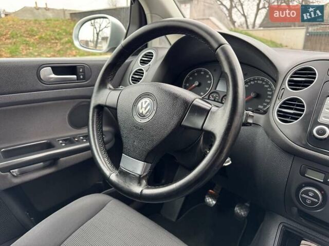 Серый Фольксваген Гольф Плюс, объемом двигателя 1.6 л и пробегом 127 тыс. км за 7550 $, фото 47 на Automoto.ua
