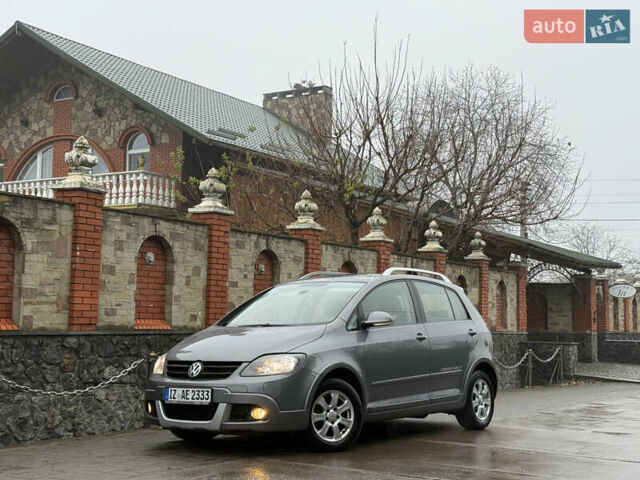 Серый Фольксваген Гольф Плюс, объемом двигателя 1.6 л и пробегом 225 тыс. км за 7399 $, фото 22 на Automoto.ua