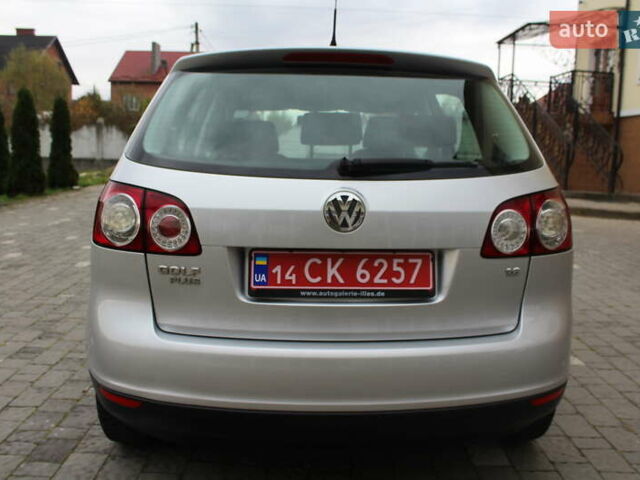 Фольксваген Гольф Плюс 2008 в Трускавце на Automoto.ua Серый Фольксваген Гольф Плюс, объемом двигателя 1.6 л и пробегом 195 тыс. км за 6790 $, фото 36 на Automoto.ua