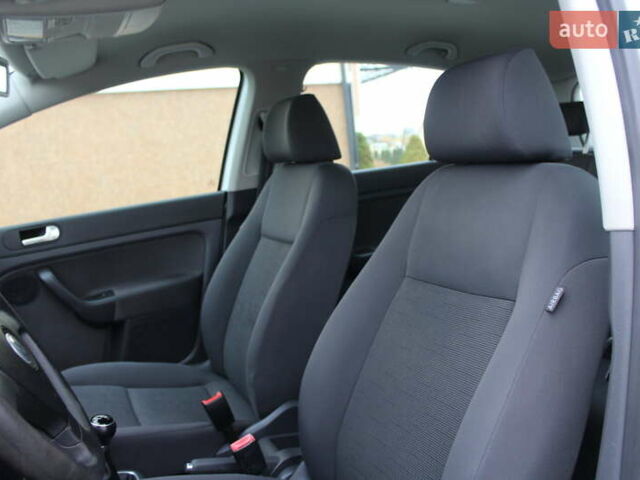 Фольксваген Гольф Плюс 2008 в Трускавце на Automoto.ua Серый Фольксваген Гольф Плюс, объемом двигателя 1.6 л и пробегом 195 тыс. км за 6790 $, фото 56 на Automoto.ua