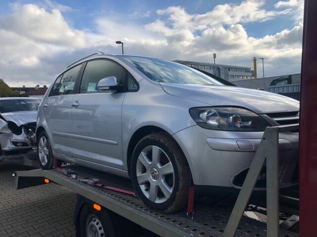 Серый Фольксваген Гольф Плюс, объемом двигателя 1.4 л и пробегом 190 тыс. км за 6250 $, фото 8 на Automoto.ua