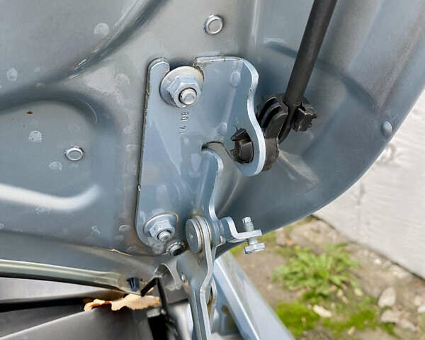 Серый Фольксваген Гольф Плюс, объемом двигателя 1.4 л и пробегом 199 тыс. км за 7500 $, фото 45 на Automoto.ua