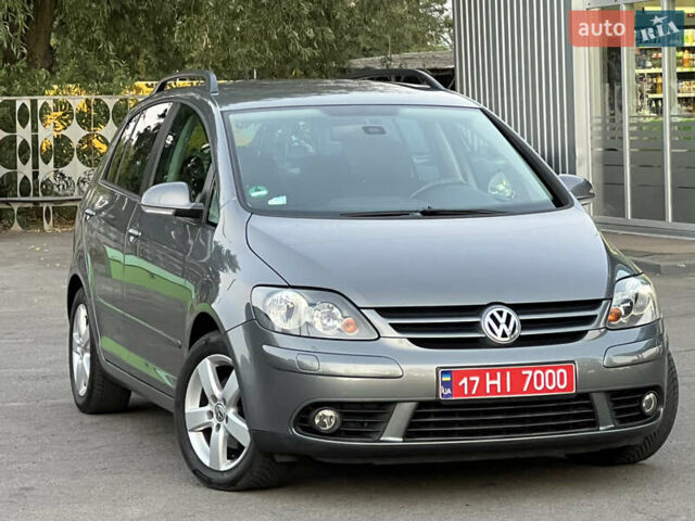 Серый Фольксваген Гольф Плюс, объемом двигателя 0 л и пробегом 221 тыс. км за 6300 $, фото 5 на Automoto.ua