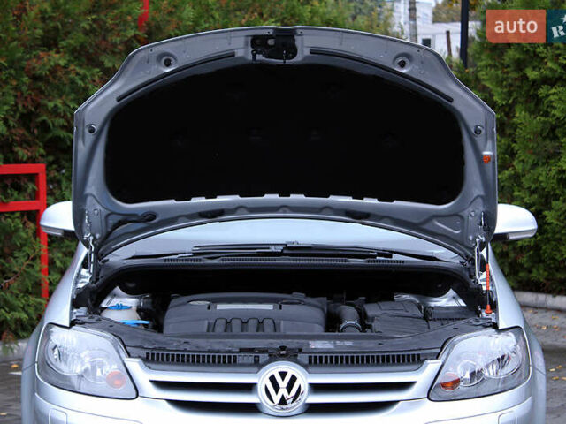 Серый Фольксваген Гольф Плюс, объемом двигателя 1.6 л и пробегом 189 тыс. км за 7800 $, фото 28 на Automoto.ua