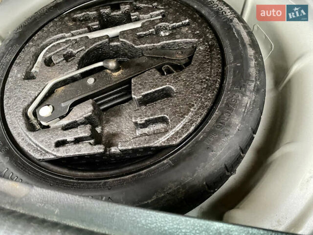 Серый Фольксваген Гольф Плюс, объемом двигателя 1.4 л и пробегом 199 тыс. км за 7500 $, фото 30 на Automoto.ua