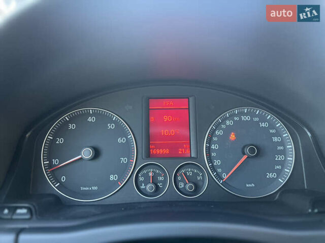 Фольксваген Гольф Плюс 2008 в Луцке на Automoto.ua Серый Фольксваген Гольф Плюс, объемом двигателя 1.4 л и пробегом 169 тыс. км за 7350 $, фото 31 на Automoto.ua