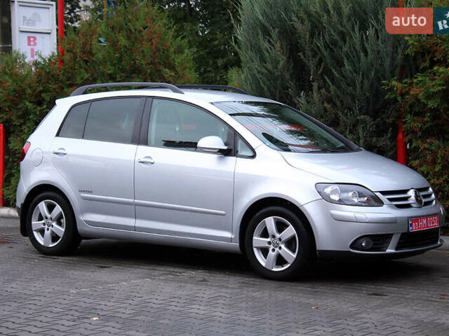 Серый Фольксваген Гольф Плюс, объемом двигателя 1.6 л и пробегом 189 тыс. км за 7800 $, фото 7 на Automoto.ua