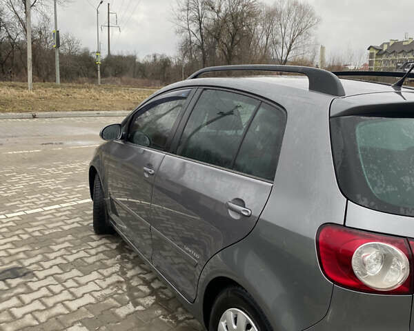 Сірий Фольксваген Golf Plus, об'ємом двигуна 1.4 л та пробігом 231 тис. км за 6600 $, фото 14 на Automoto.ua