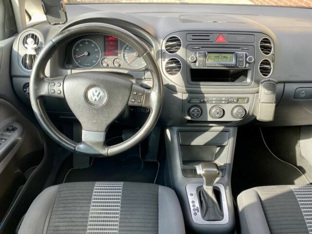 Серый Фольксваген Гольф Плюс, объемом двигателя 1.4 л и пробегом 199 тыс. км за 7400 $, фото 9 на Automoto.ua