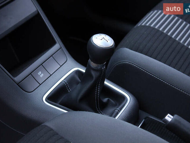 Серый Фольксваген Гольф Плюс, объемом двигателя 1.6 л и пробегом 189 тыс. км за 7800 $, фото 46 на Automoto.ua