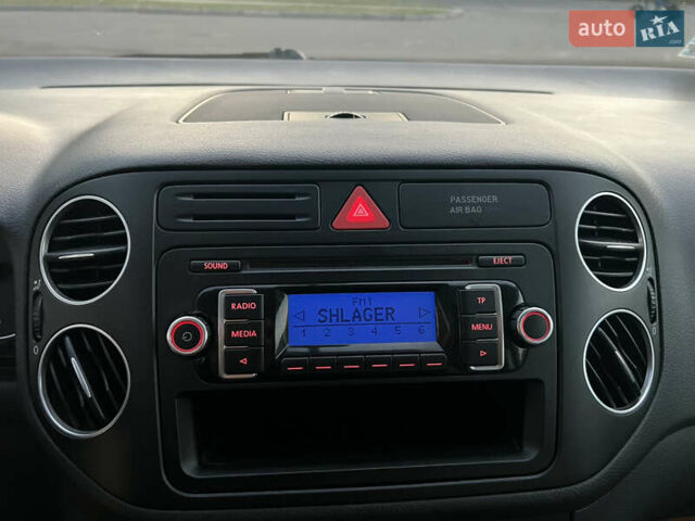 Серый Фольксваген Гольф Плюс, объемом двигателя 0 л и пробегом 221 тыс. км за 6300 $, фото 45 на Automoto.ua