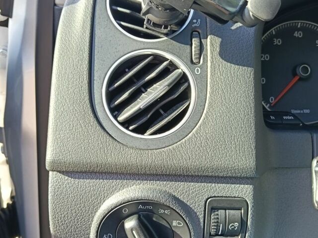 Сірий Фольксваген Golf Plus, об'ємом двигуна 1.4 л та пробігом 164 тис. км за 7700 $, фото 14 на Automoto.ua