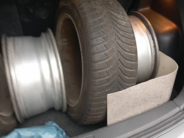 Сірий Фольксваген Golf Plus, об'ємом двигуна 0 л та пробігом 185 тис. км за 6400 $, фото 5 на Automoto.ua