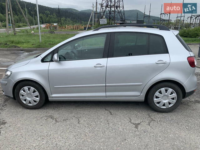 Серый Фольксваген Гольф Плюс, объемом двигателя 1.4 л и пробегом 225 тыс. км за 7550 $, фото 1 на Automoto.ua