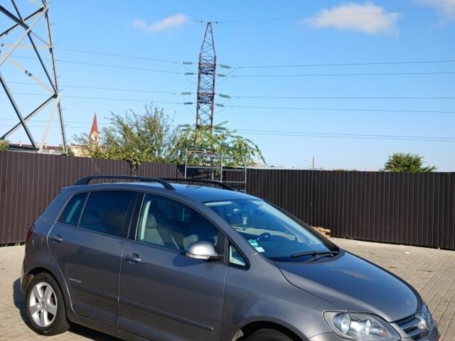 Сірий Фольксваген Golf Plus, об'ємом двигуна 1.4 л та пробігом 180 тис. км за 6995 $, фото 4 на Automoto.ua