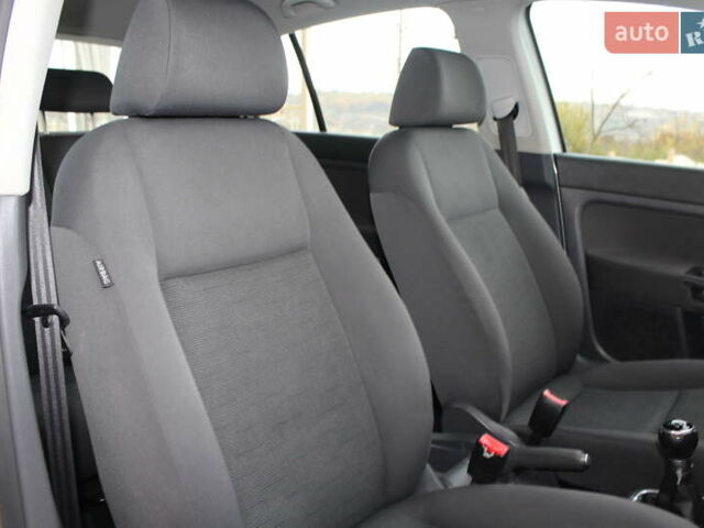 Фольксваген Гольф Плюс 2008 в Трускавце на Automoto.ua Серый Фольксваген Гольф Плюс, объемом двигателя 1.6 л и пробегом 195 тыс. км за 6790 $, фото 103 на Automoto.ua