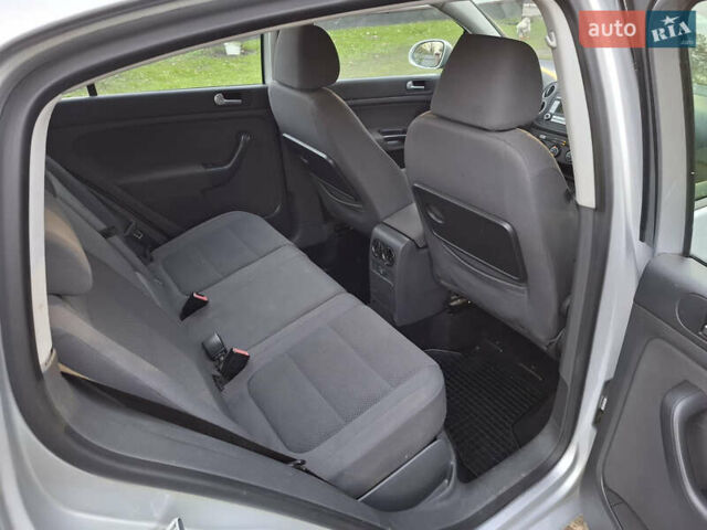 Сірий Фольксваген Golf Plus, об'ємом двигуна 1.6 л та пробігом 220 тис. км за 5550 $, фото 4 на Automoto.ua