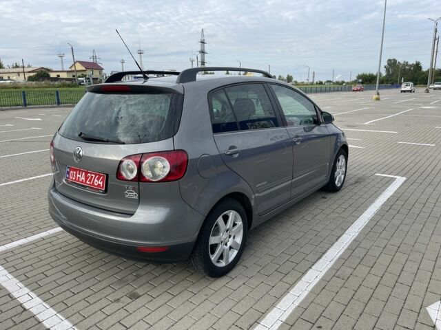 Серый Фольксваген Гольф Плюс, объемом двигателя 1.4 л и пробегом 171 тыс. км за 6300 $, фото 4 на Automoto.ua