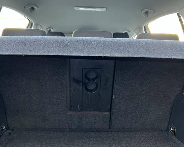 Серый Фольксваген Гольф Плюс, объемом двигателя 1.6 л и пробегом 99 тыс. км за 7250 $, фото 40 на Automoto.ua