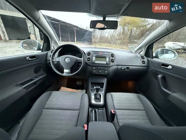 Серый Фольксваген Гольф Плюс, объемом двигателя 1.6 л и пробегом 189 тыс. км за 8400 $, фото 38 на Automoto.ua