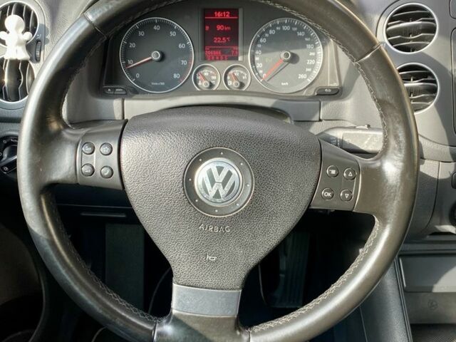 Серый Фольксваген Гольф Плюс, объемом двигателя 1.4 л и пробегом 199 тыс. км за 7400 $, фото 10 на Automoto.ua