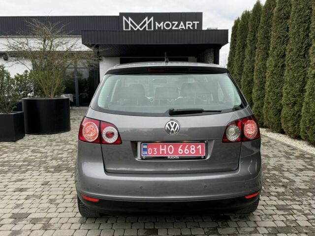 Серый Фольксваген Гольф Плюс, объемом двигателя 1.4 л и пробегом 155 тыс. км за 5700 $, фото 11 на Automoto.ua