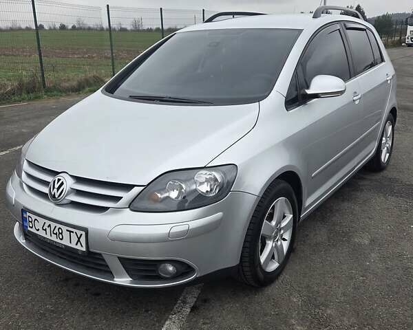 Серый Фольксваген Гольф Плюс, объемом двигателя 1.4 л и пробегом 211 тыс. км за 6400 $, фото 34 на Automoto.ua