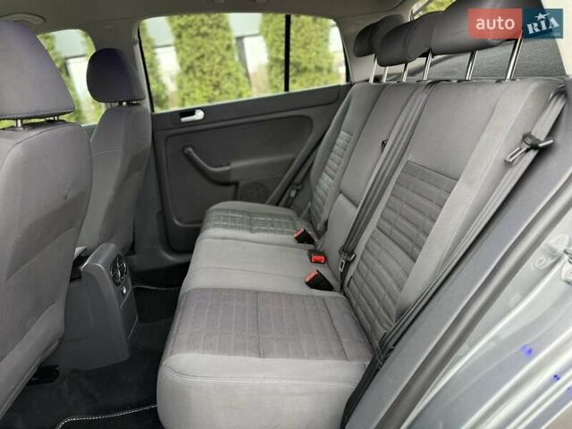 Серый Фольксваген Гольф Плюс, объемом двигателя 1.4 л и пробегом 155 тыс. км за 5700 $, фото 77 на Automoto.ua