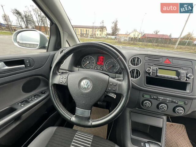 Сірий Фольксваген Golf Plus, об'ємом двигуна 1.4 л та пробігом 183 тис. км за 7899 $, фото 24 на Automoto.ua