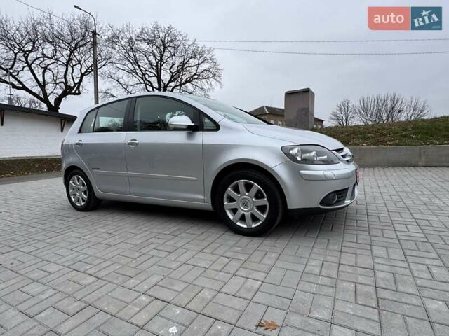 Серый Фольксваген Гольф Плюс, объемом двигателя 1.6 л и пробегом 127 тыс. км за 7550 $, фото 20 на Automoto.ua