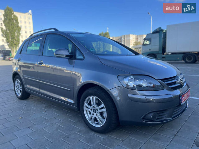 Фольксваген Гольф Плюс 2008 в Черкассах на Automoto.ua Серый Фольксваген Гольф Плюс, объемом двигателя 1.4 л и пробегом 238 тыс. км за 6599 $, фото 16 на Automoto.ua