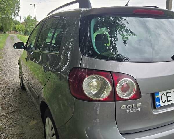 Сірий Фольксваген Golf Plus, об'ємом двигуна 1.6 л та пробігом 139 тис. км за 7100 $, фото 4 на Automoto.ua