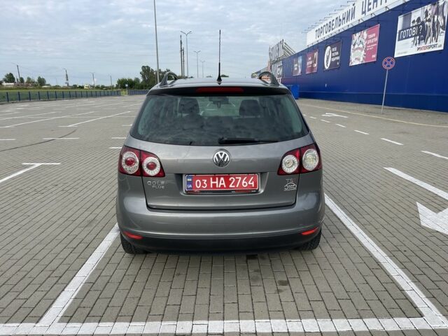 Серый Фольксваген Гольф Плюс, объемом двигателя 1.4 л и пробегом 171 тыс. км за 6300 $, фото 5 на Automoto.ua